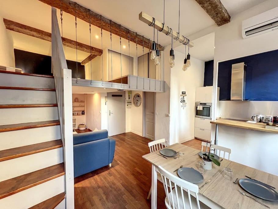 Appartement Charming Mezzanine - Historic District - Les Freres De La Loc' Marseilles