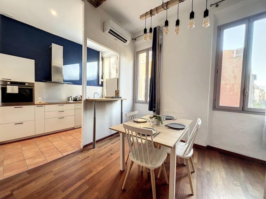 Apartment Charming Mezzanine - Historic District - Les Freres De La Loc' *